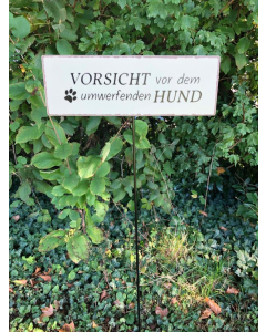 BO Blechschild mit Gartenstab "umwerfender Hund" 30 x 10 cm